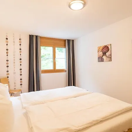 Apartament Edelweiss Survesta *