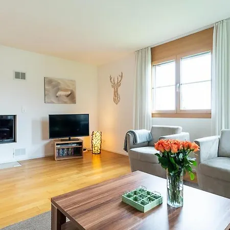 Edelweiss Survesta Apartament *